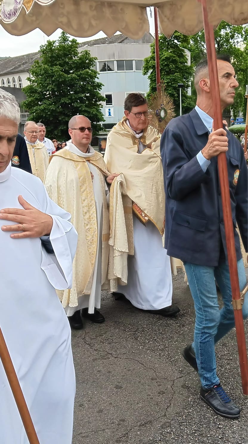 lourdes25/lourdes6.jpeg
