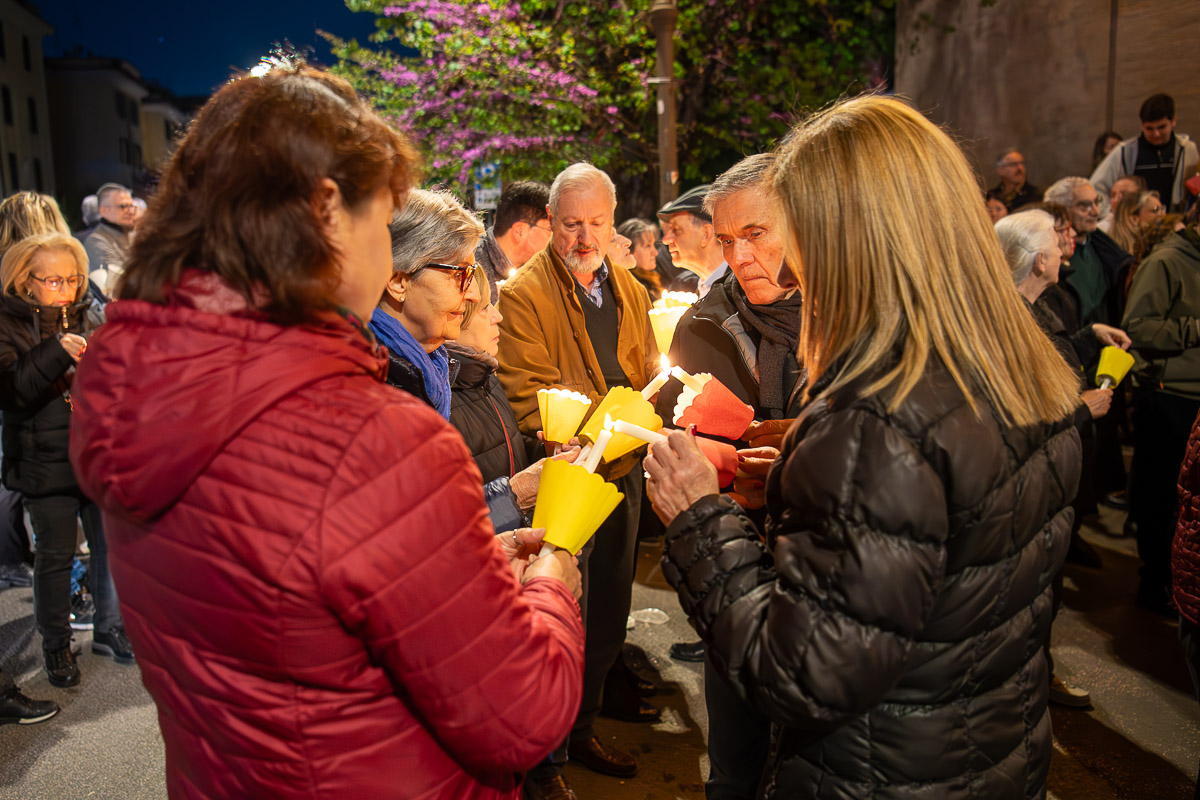 viacrucis25/viacrucis_02.jpg