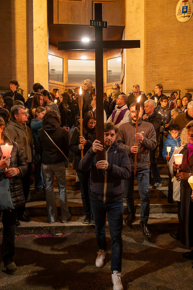 viacrucis25/viacrucis_06.jpg