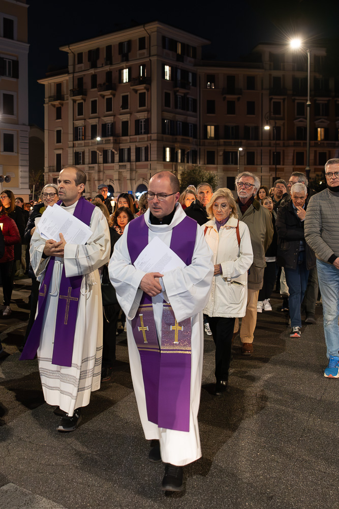viacrucis25/viacrucis_14.jpg