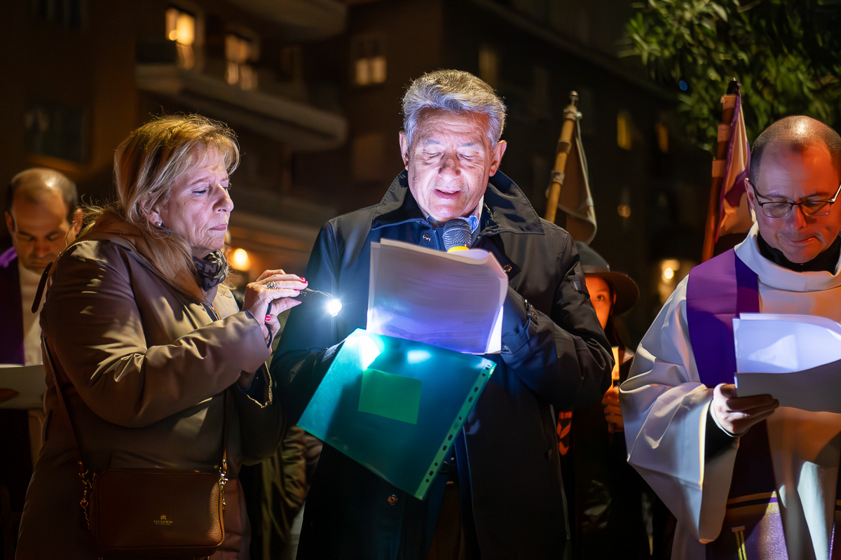viacrucis25/viacrucis_25.jpg