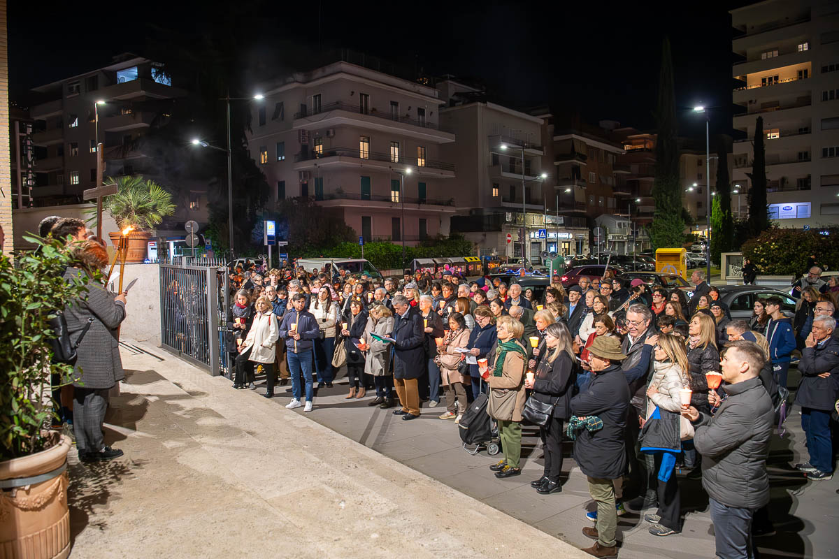 viacrucis25/viacrucis_38.jpg